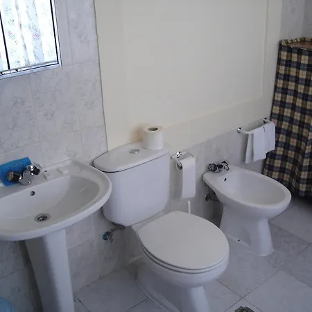 Guest house Perola Da Baixa 2*