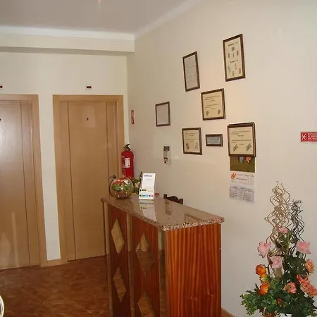 Guest house Perola Da Baixa 2*